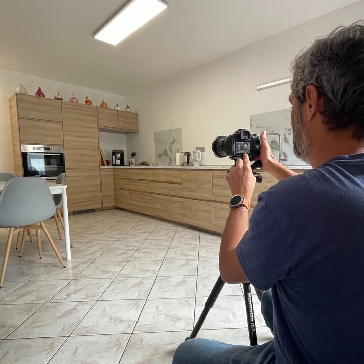 Cr2 Agency